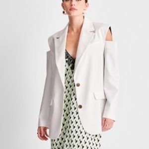 NWT! Future Collective Kahlana Barfield-Brown open shoulder oversized blazer